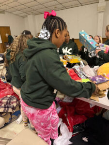 Toy drive 016 225x300